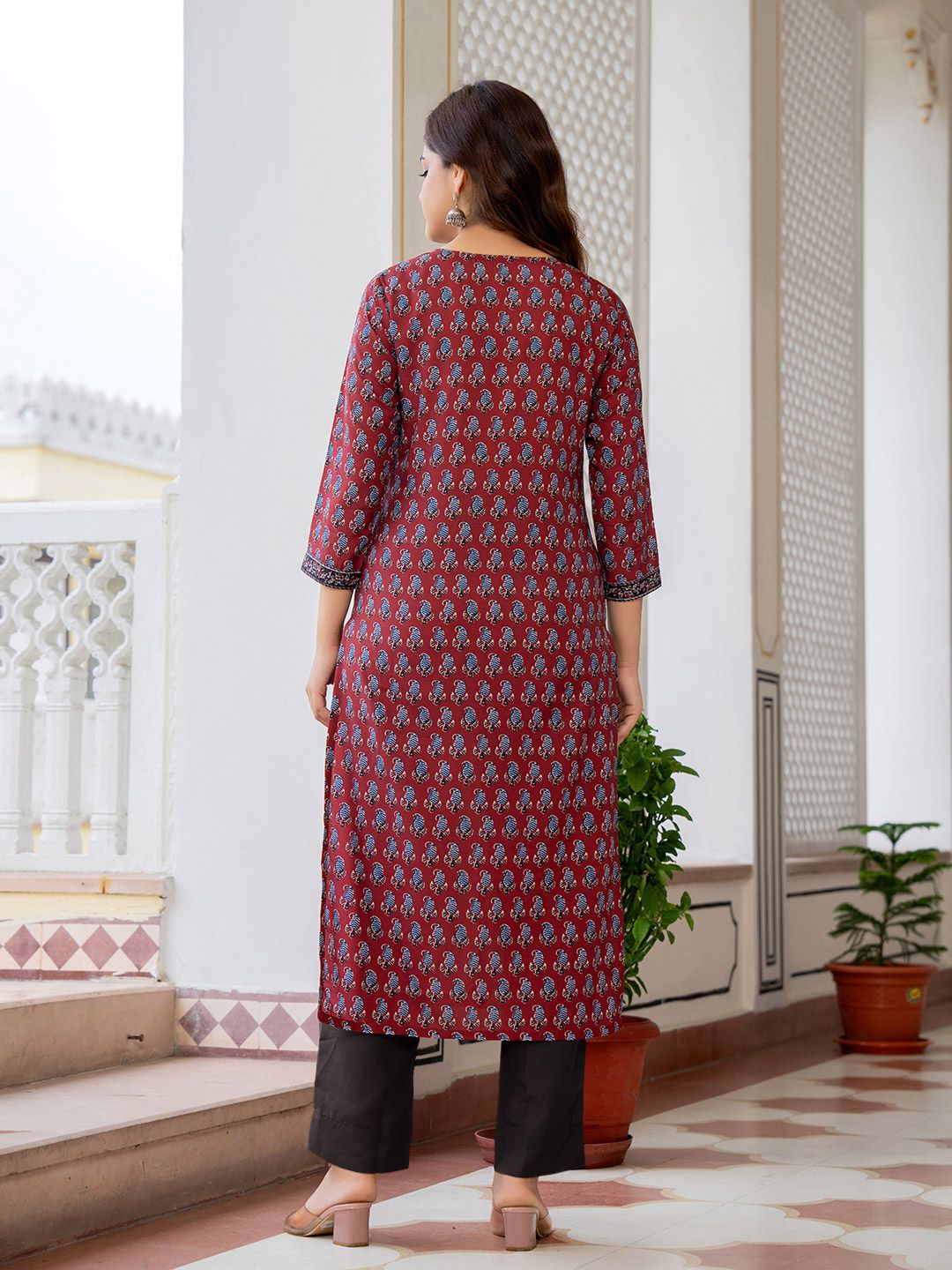 Dhiyona KL Ethnic Motifs Printed Regular Straight Kurta with Trousers & Dupatta