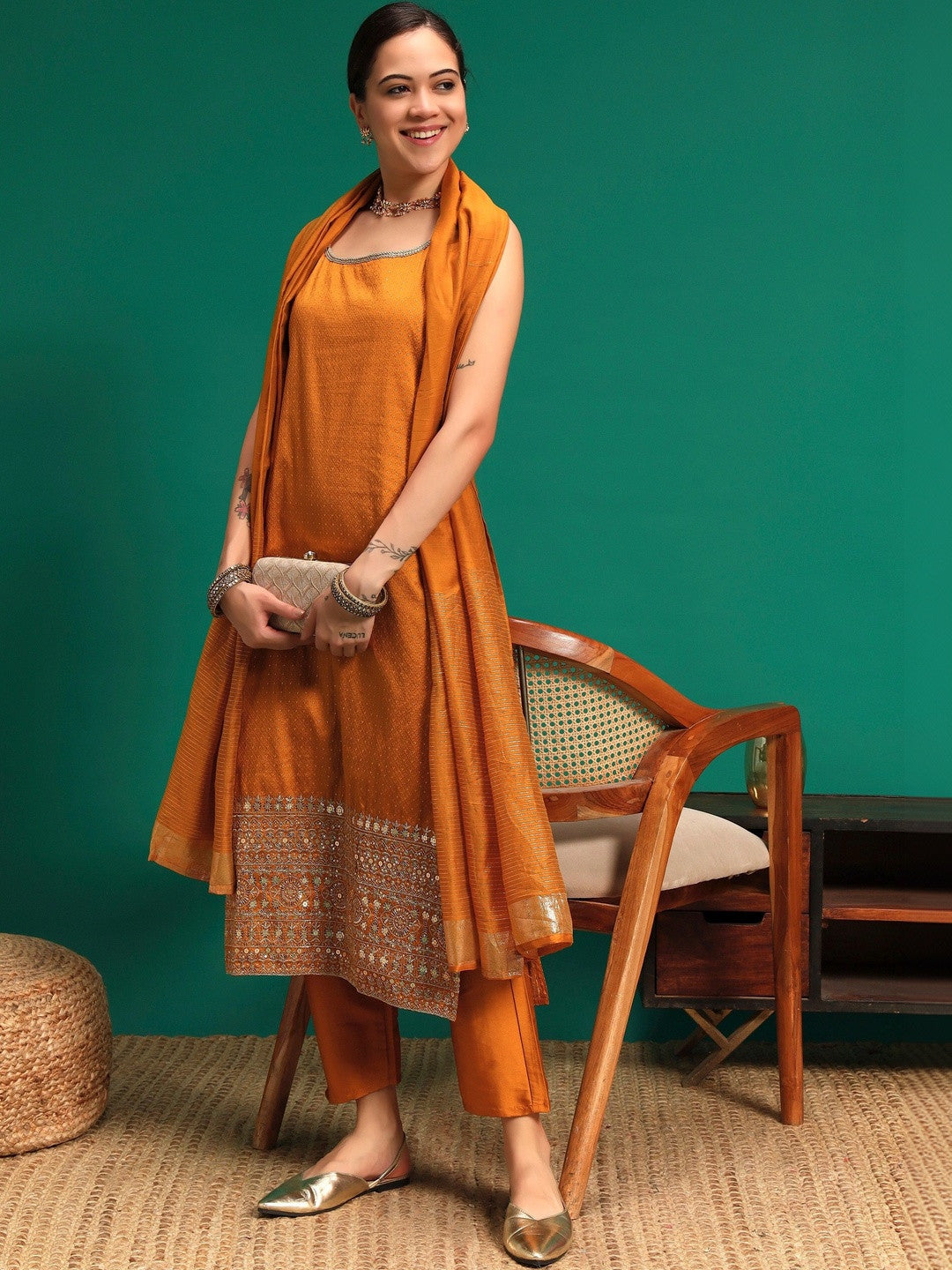 Women Ethnic Motifs Regular Thread Work Kurta with Trousers & With Dupatta