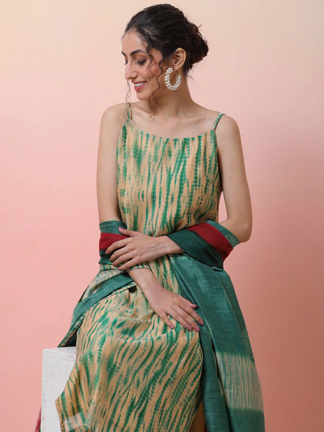 Abstract Printed Sleeveless Chanderi Silk Straight Kurta With Trousers & Dupatta