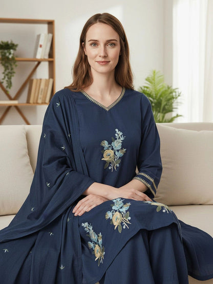 Women Floral Embroidered Regular Thread Work Pure Cotton Kurta with Trousers & With Dupatta