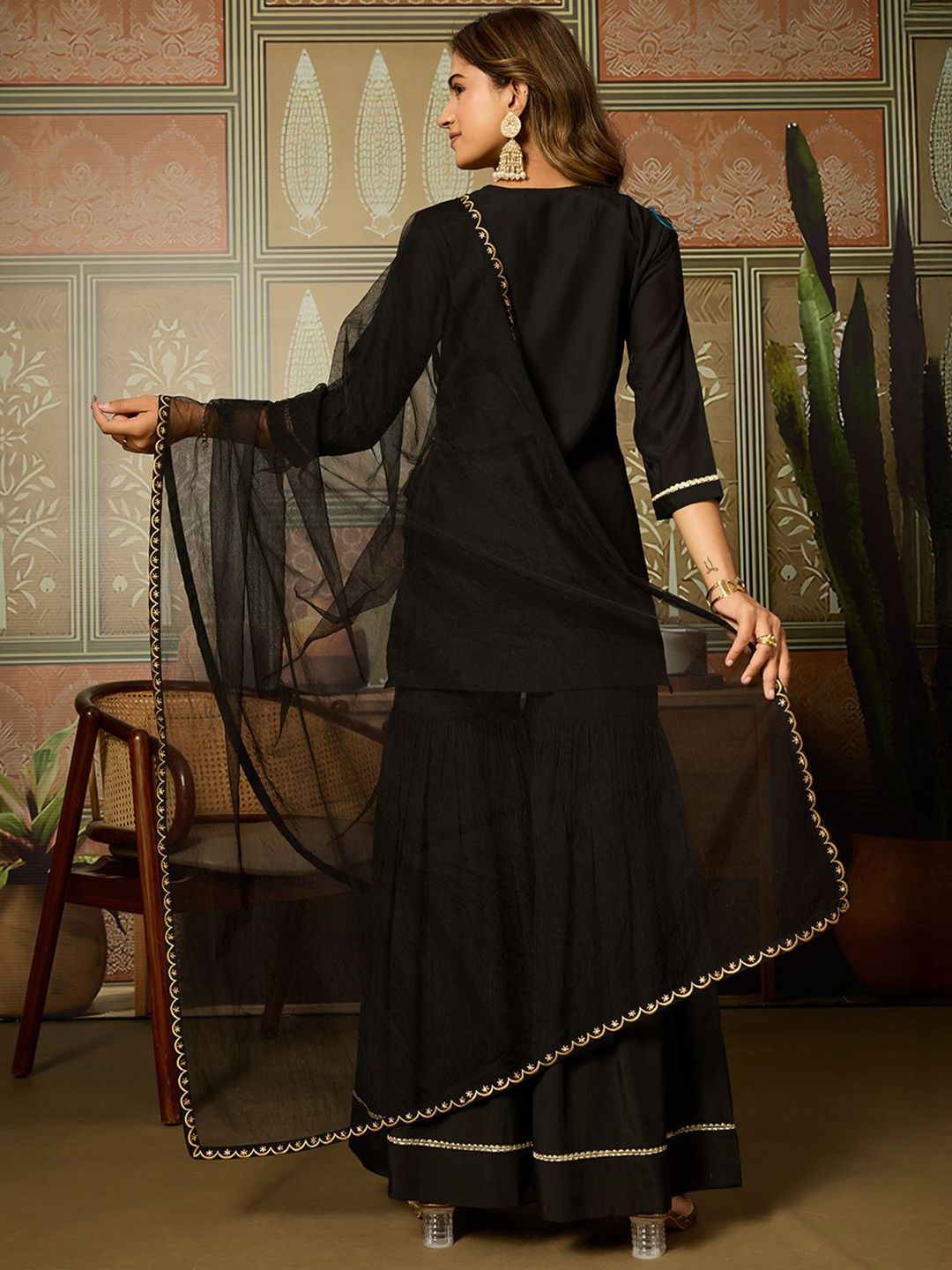 Dhiyona HOP Women Floral Embroidered Kurta with Sharara & Dupatta