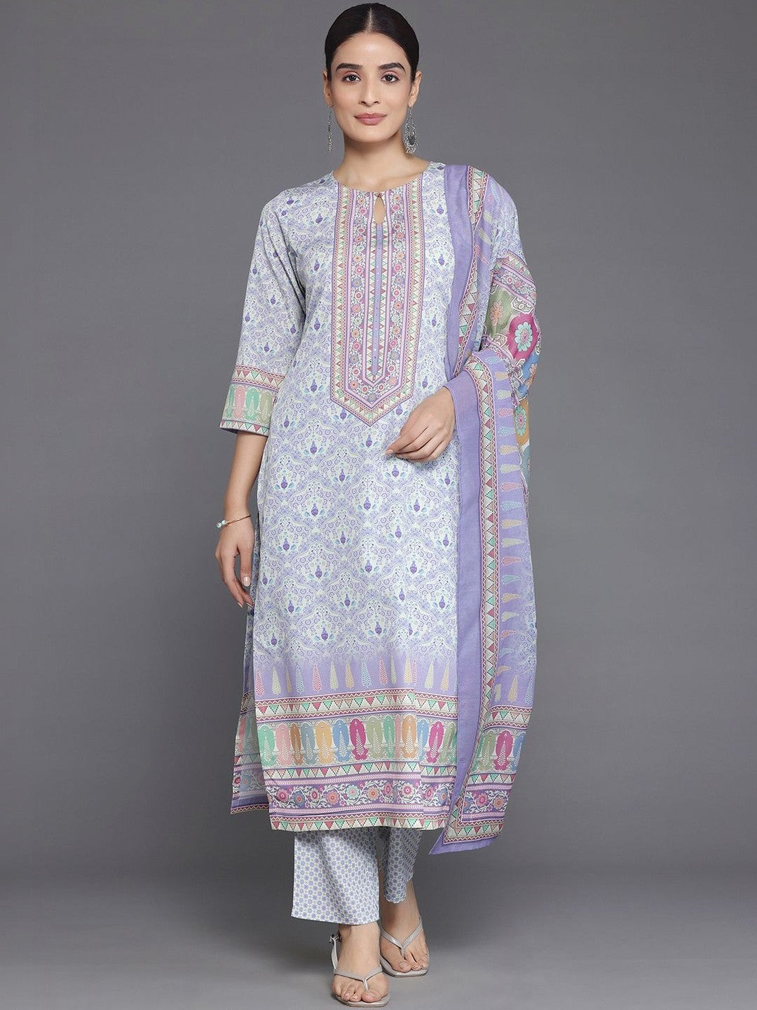Women Ethnic Motifs Printed Regular Kurta with Trousers & With Dupatta
