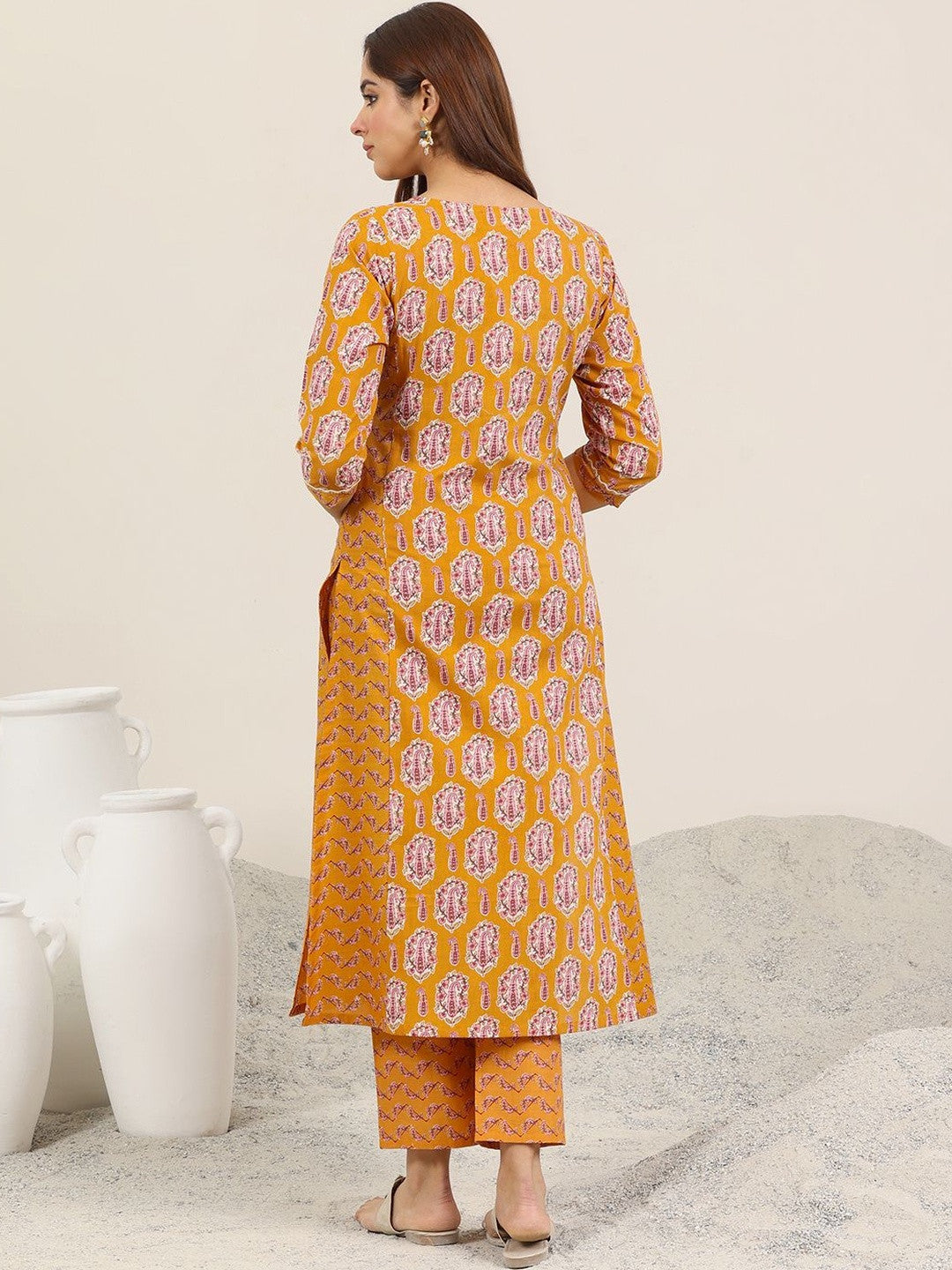 Women Ethnic Motifs Printed Regular Kurta with Trousers