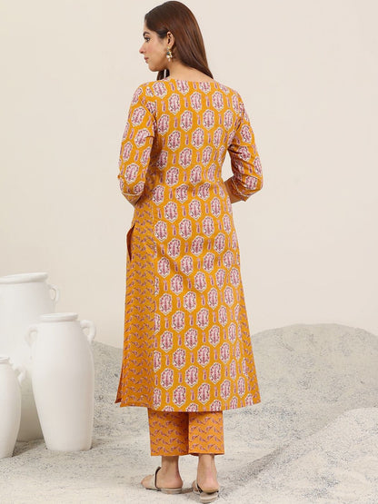Women Ethnic Motifs Printed Regular Kurta with Trousers