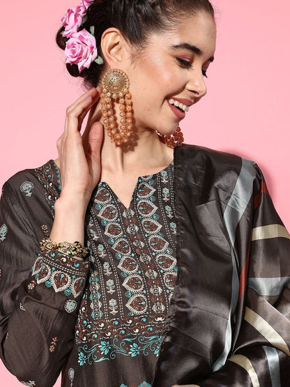 Women Ethnic Motifs Printed Regular Kurta with Trousers & With Dupatta