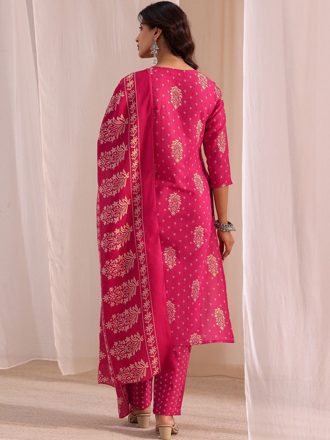 Women Ethnic Motifs Printed Regular Kurta with Trousers & With Dupatta