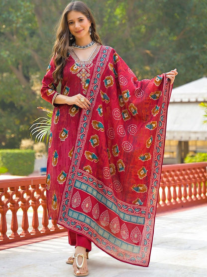 Dhiyona KL Women Ethnic Motifs Printed Regular Kurta with Trousers & With Dupatta