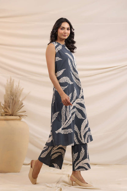 Chhavi Rhino Printed Kurta Pant Set