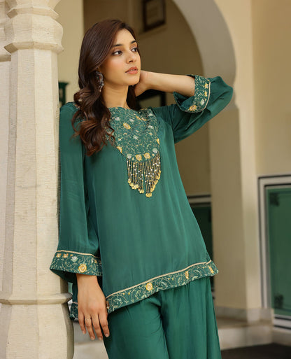 Jaalini Green Crepe Kurta Set