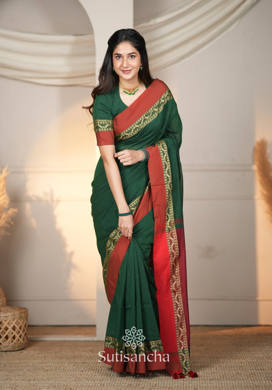 Dhiyona SS The Weaver's Touch: Pure Bengal Cotton Saree with Timeless Appeal