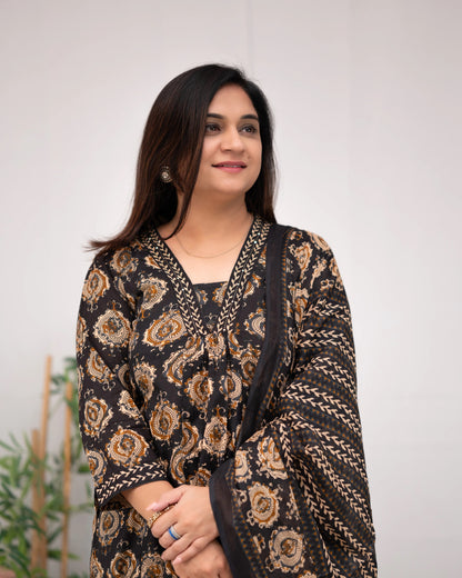 Women Black Kurta And Pant Set With Dupatta