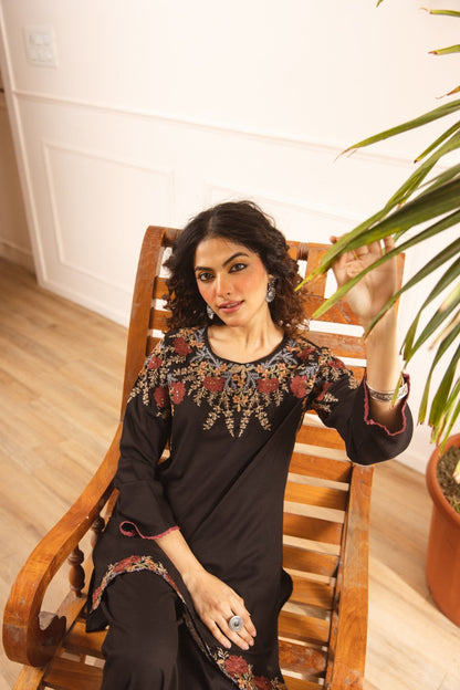 Karen charle Cotton embroidery co-ord set