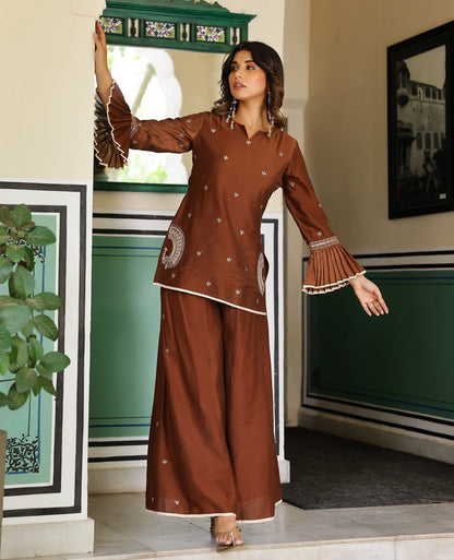 Kanira Brown Chanderi Kurta Set