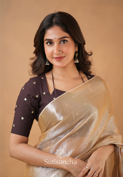 Dhiyona SS Ivory Gold Horizon – Flowing with Regal Charm