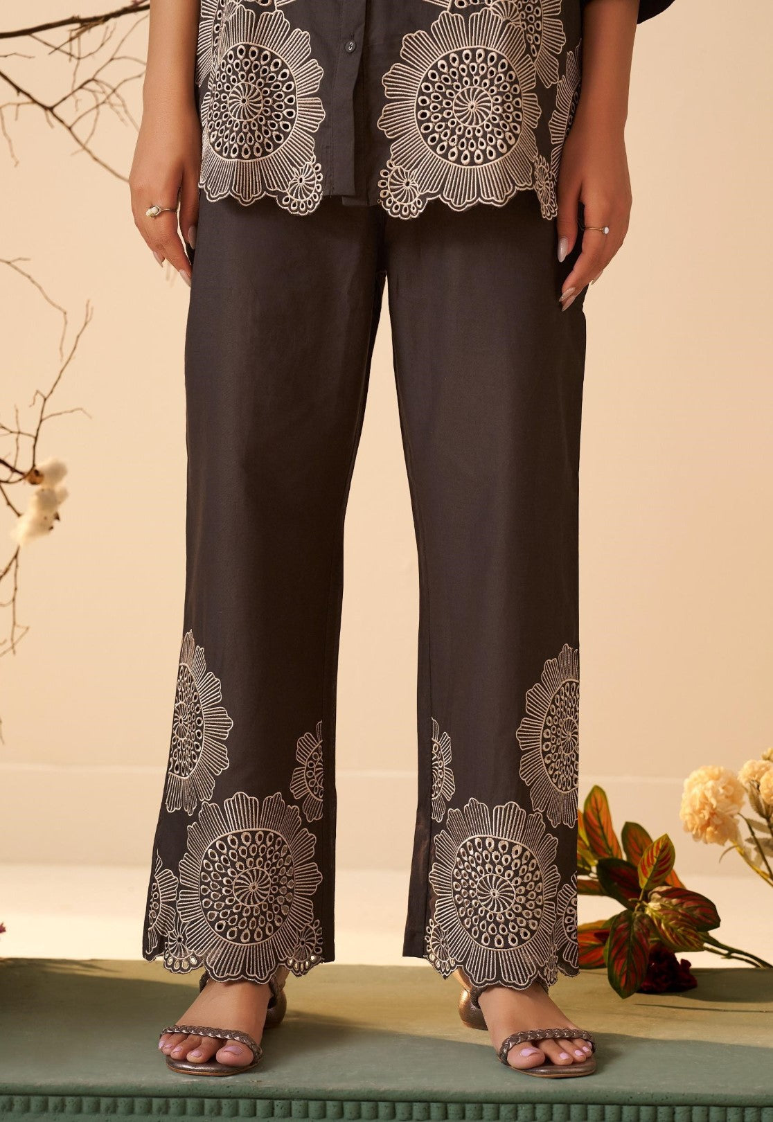 Tisca raven embroidery co-ord set