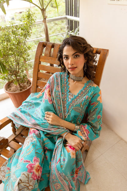 Karen artic embroidery cotton suit set