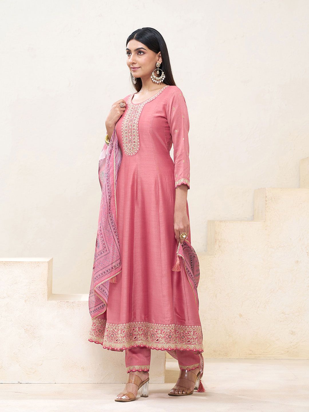 Dhiyona CH Women Ethnic Motifs Embroidered Kurta with Trousers & Dupatta