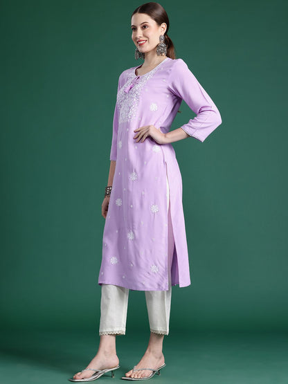 Dhiyona IE Floral Embroidered Thread Work Kurta