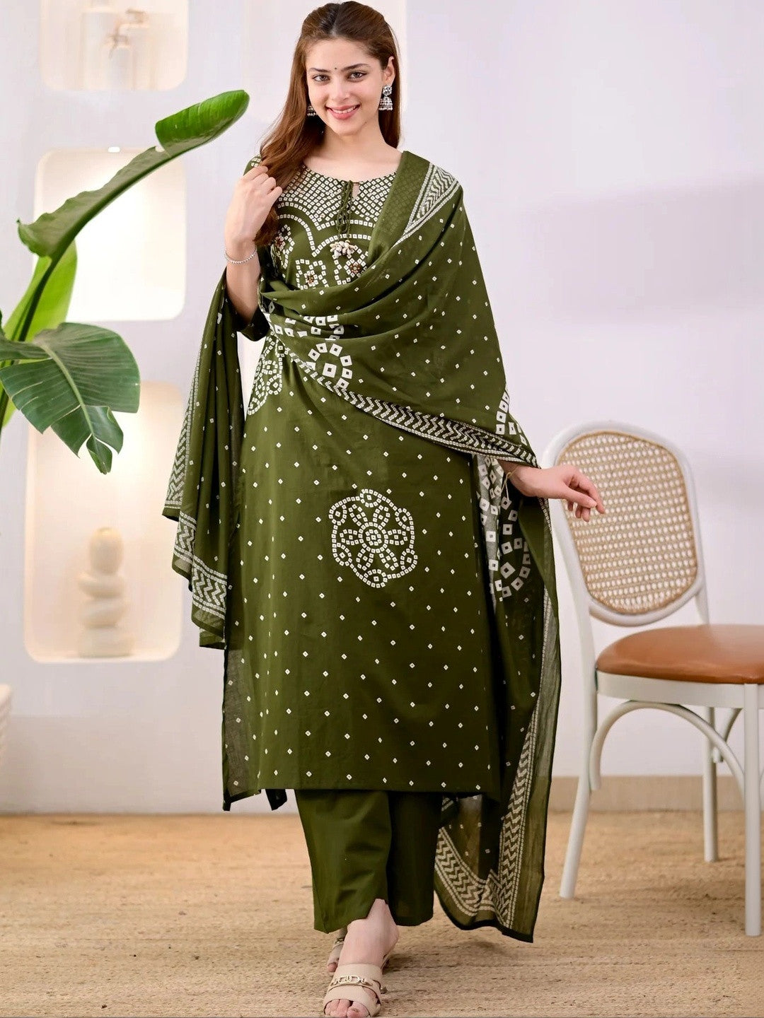 Women Ethnic Motifs Printed Regular Pure Cotton Kurta with Trousers & With Dupatta