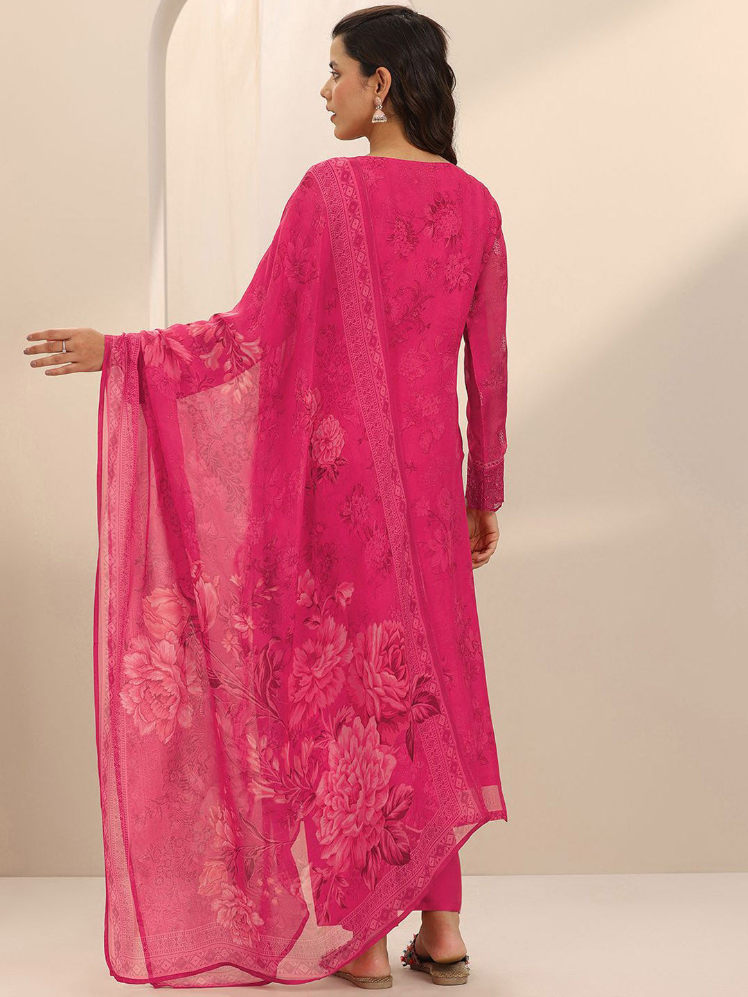 Floral Embroidered Notch Neck Thread Work Straight Kurta With Trousers & Dupatta