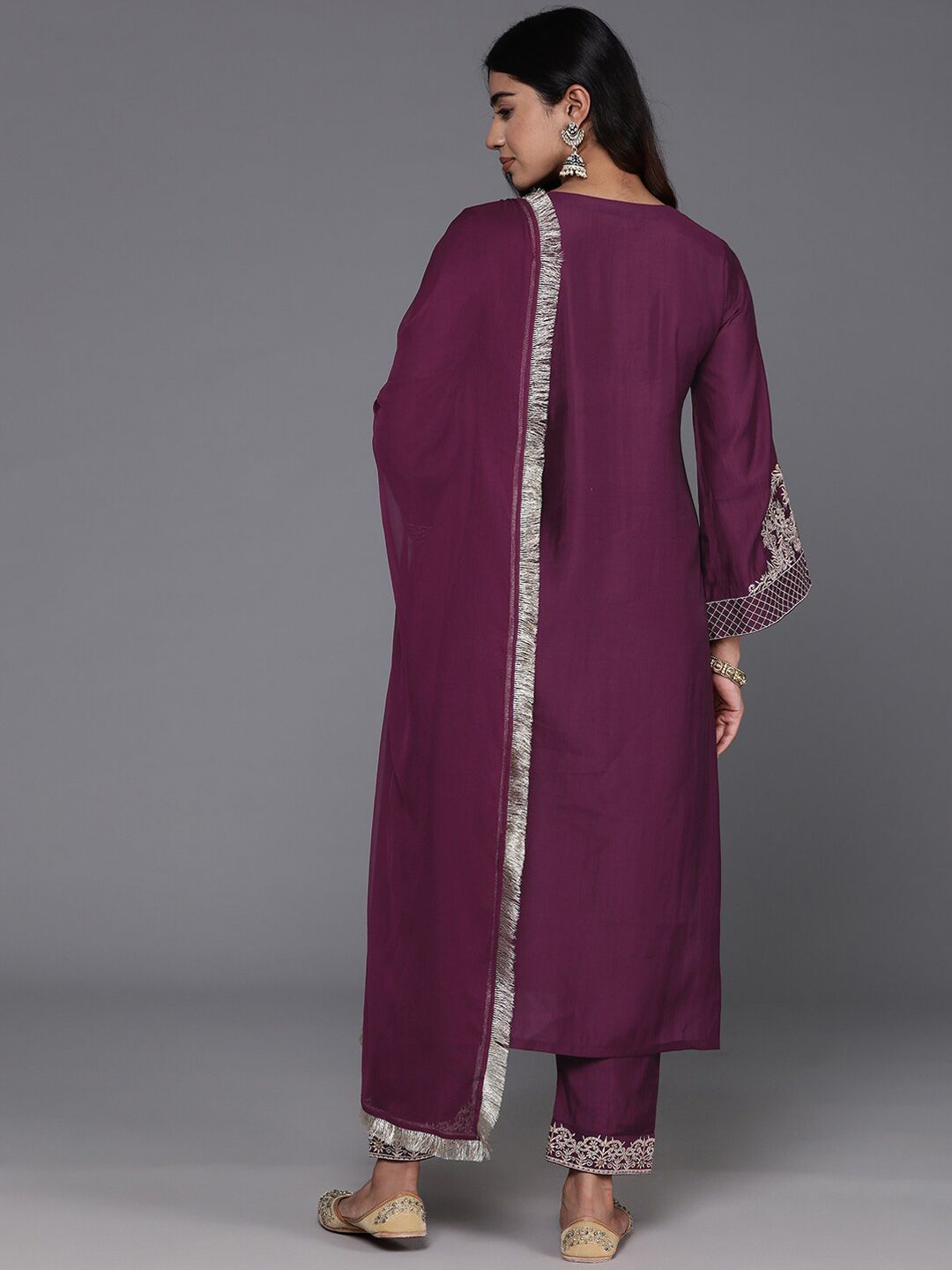 Dhiyona VA Women'sV-Neck Ethnic Motifs Embroidered Regular Kurta Set