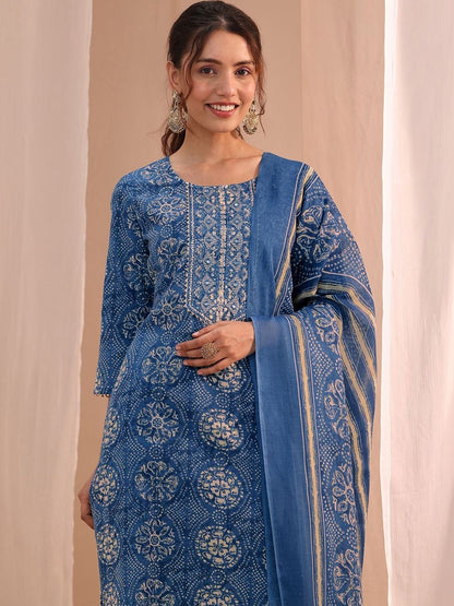 Women Ethnic Motifs Printed Regular Kurta with Trousers & With Dupatta