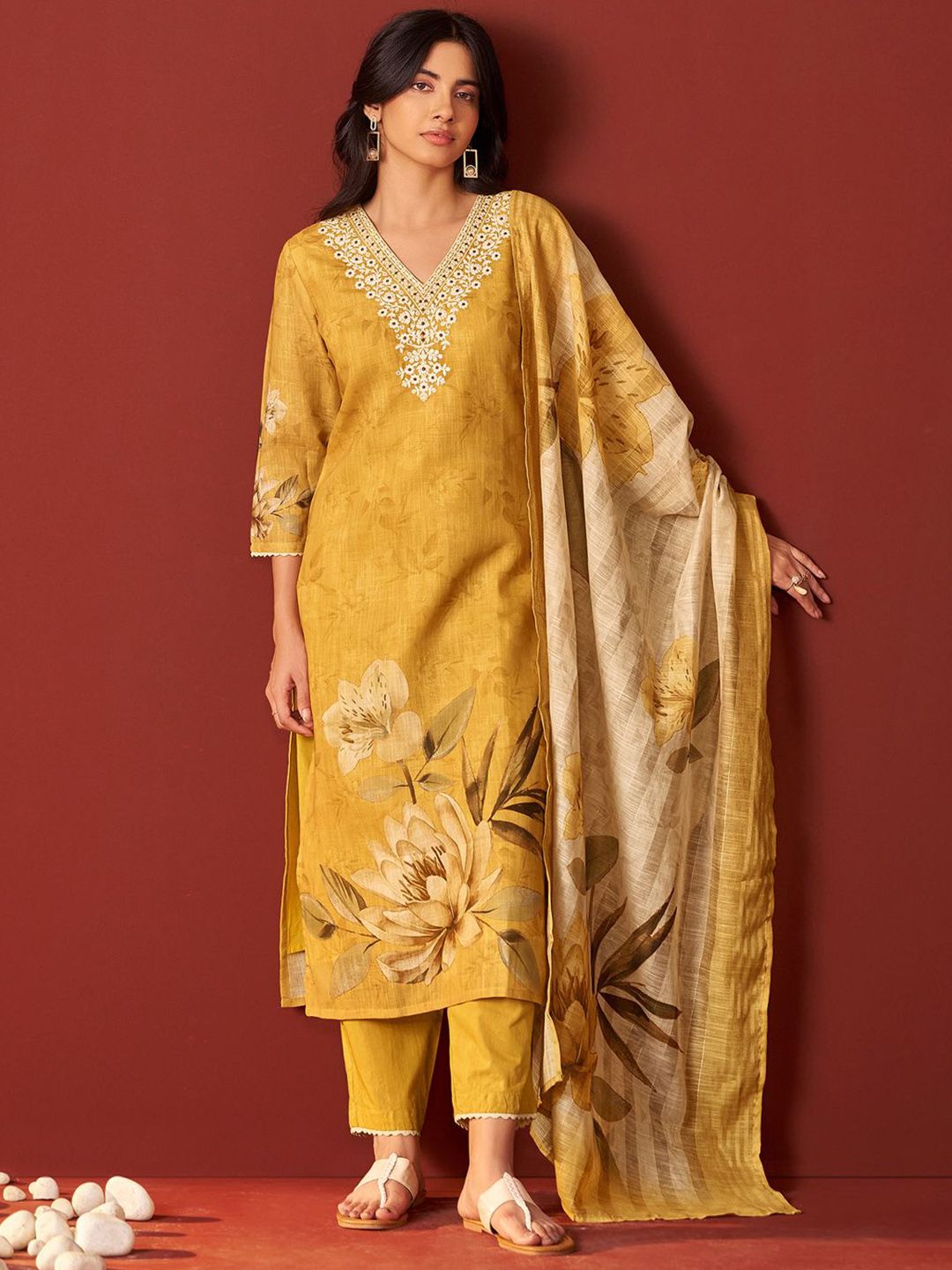 Women Floral Embroidered Cotton Kurta with Trousers & Dupatta