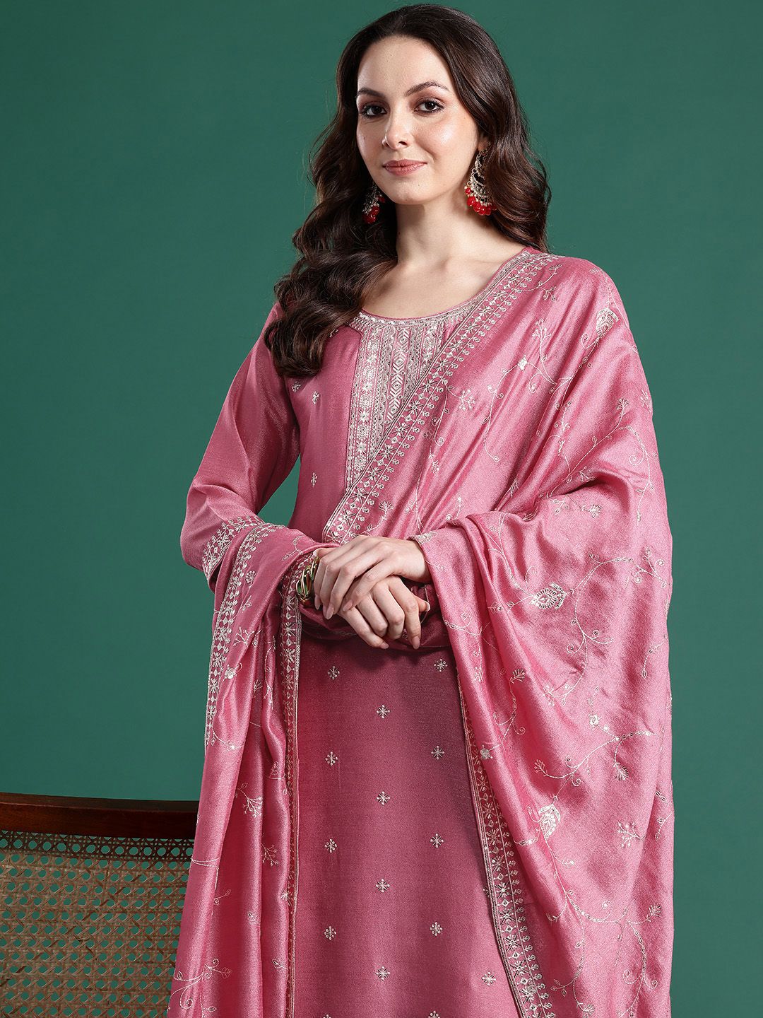 Dhiyona IE Ethnic Motifs Embroidered Sequinned Kurta With Trousers & Dupatta
