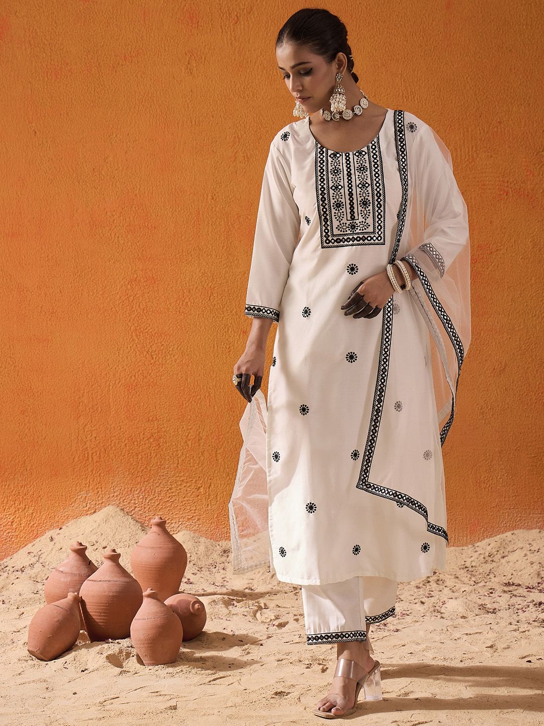 Dhiyona IE White Floral Embroidered Straight Kurta with Trousers & Dupatta
