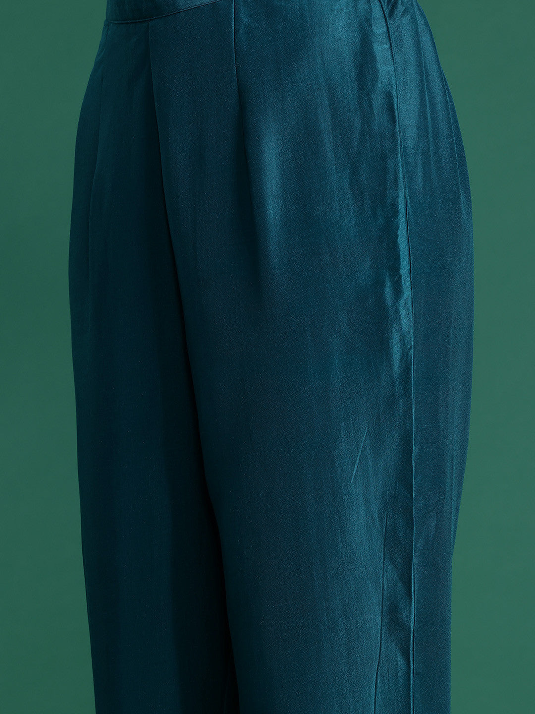 Women Floral Embroidered Regular Sequinned Kurta with Trousers & With Dupatta