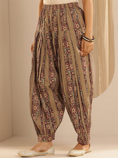 Floral Printed Thread Work Straight Kurta With Salwar & Dupatta
