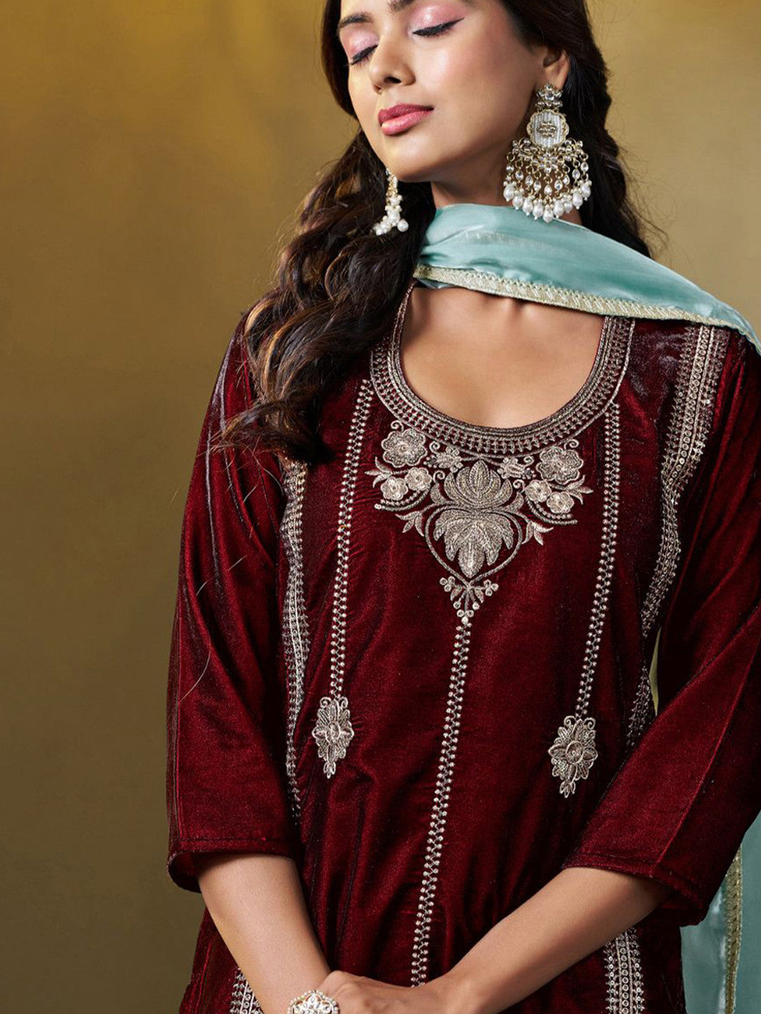 Embroidered Kurta & Trouser With Dupatta