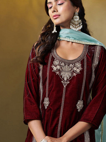 Embroidered Kurta & Trouser With Dupatta