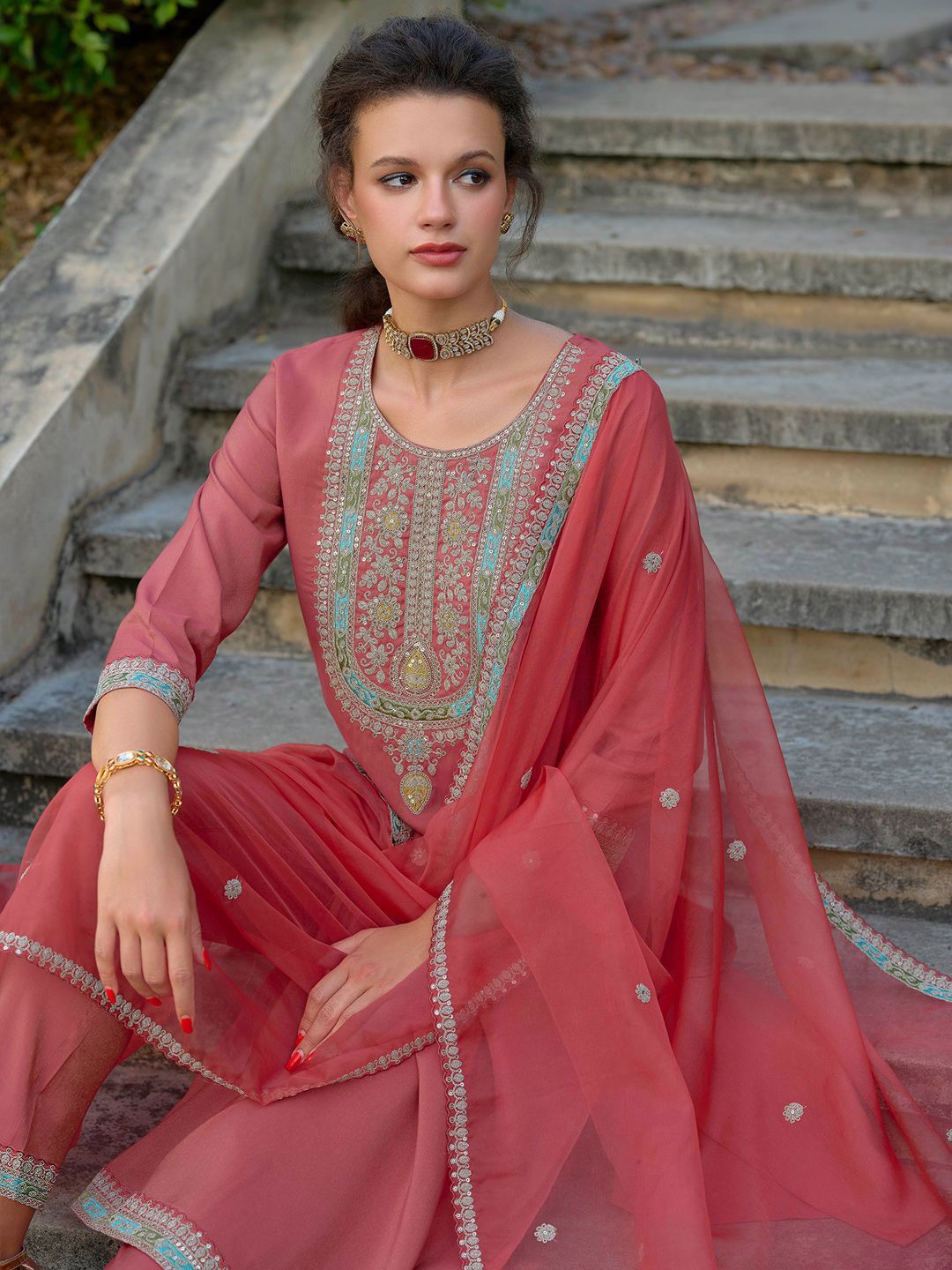 Ethnic Motifs Yoke Design Straight Kurta with Trousers & Dupatta