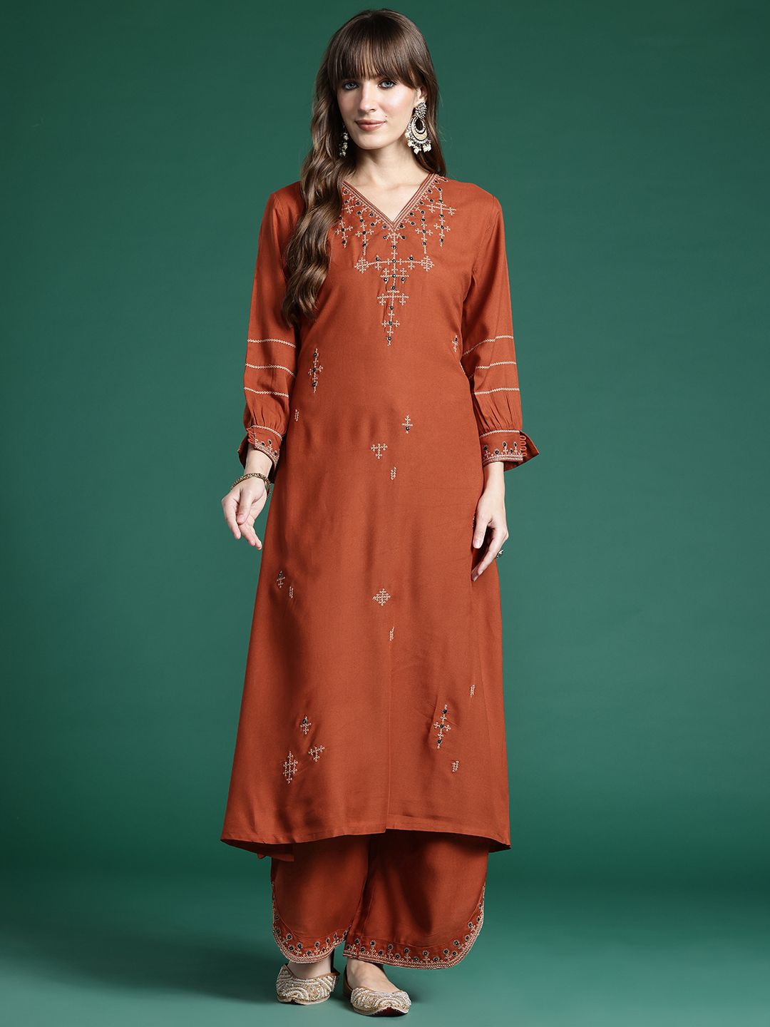 Dhiyona IE Embroidered Thread Work Kurta with Trousers