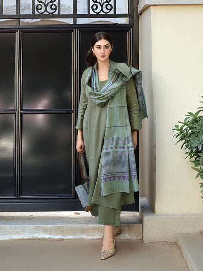 Dhiyona KL Round Neck Straight Kurta With Trouser & Dupatta