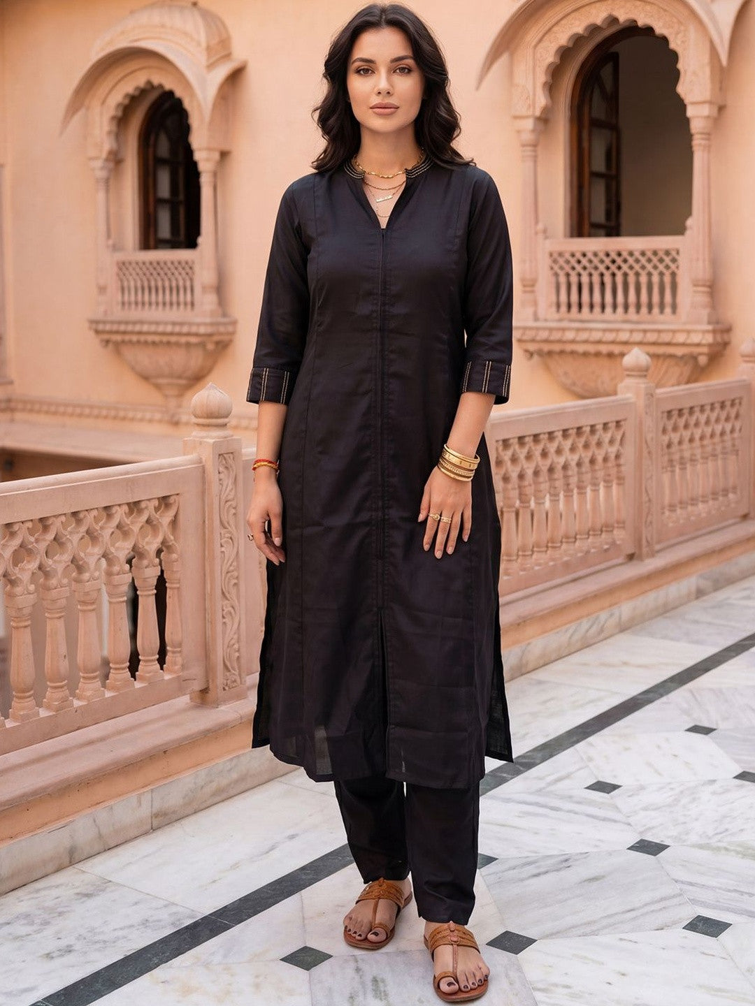 Women Regular Thread Work Kurta with Trousers