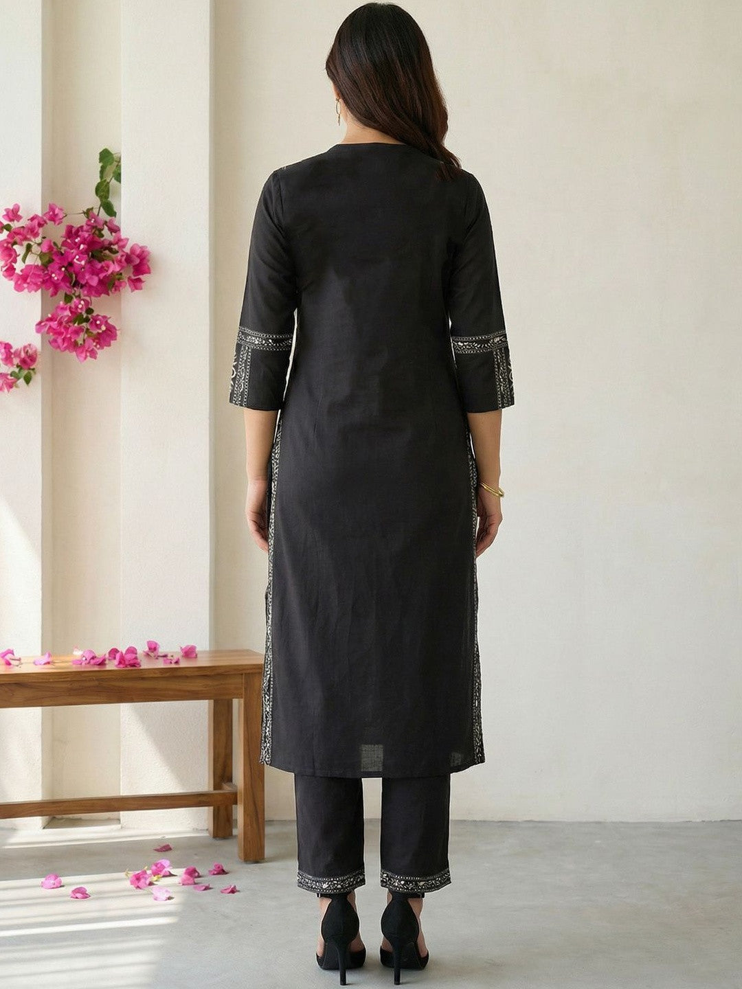 Women Ethnic Motifs Printed Regular Mirror Work Pure Cotton Kurta with Trousers