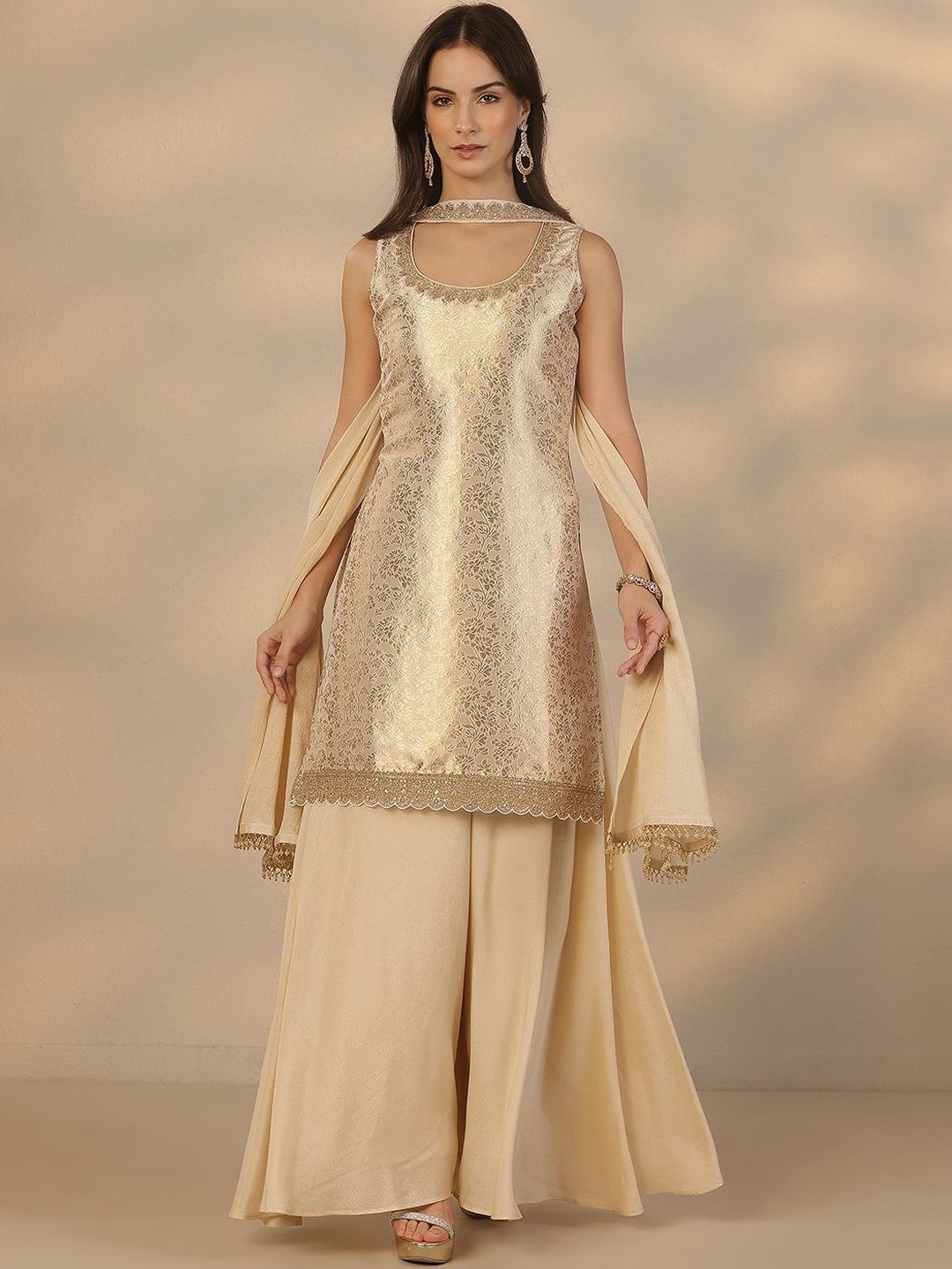 Dhiyona LL Women Regular Kurta with Palazzos & With Dupatta