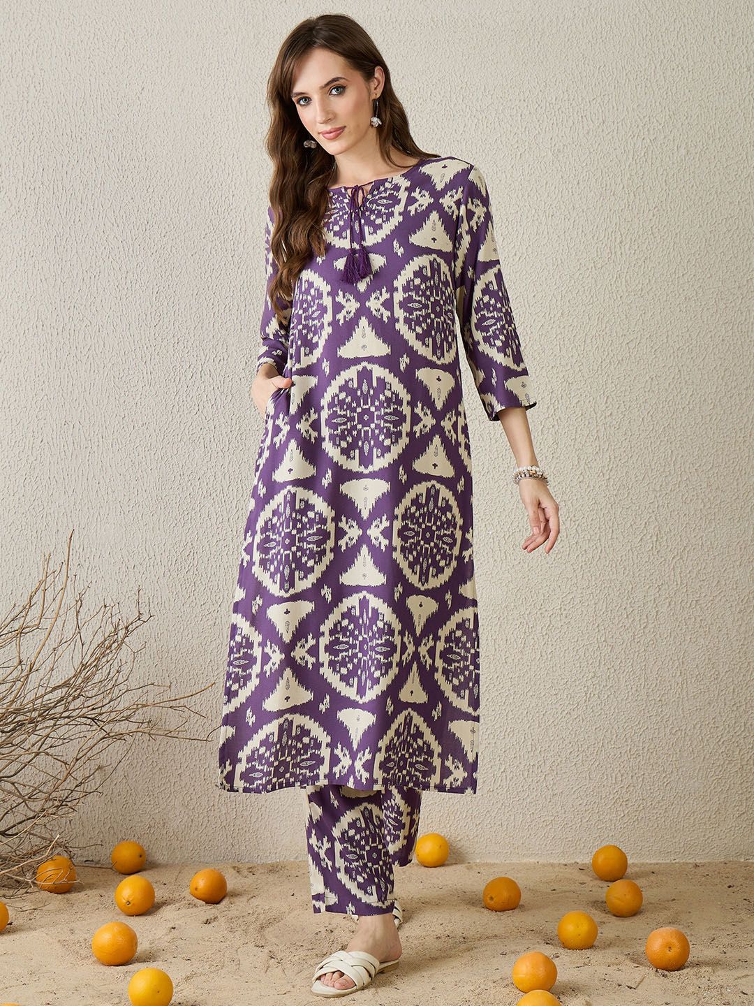 Dhiyona IE Women Purple Printed Straight Kurta Trousers Set