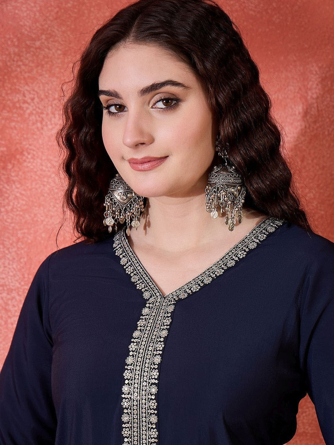 Women Yoke Design Straight Kurta & Trousers