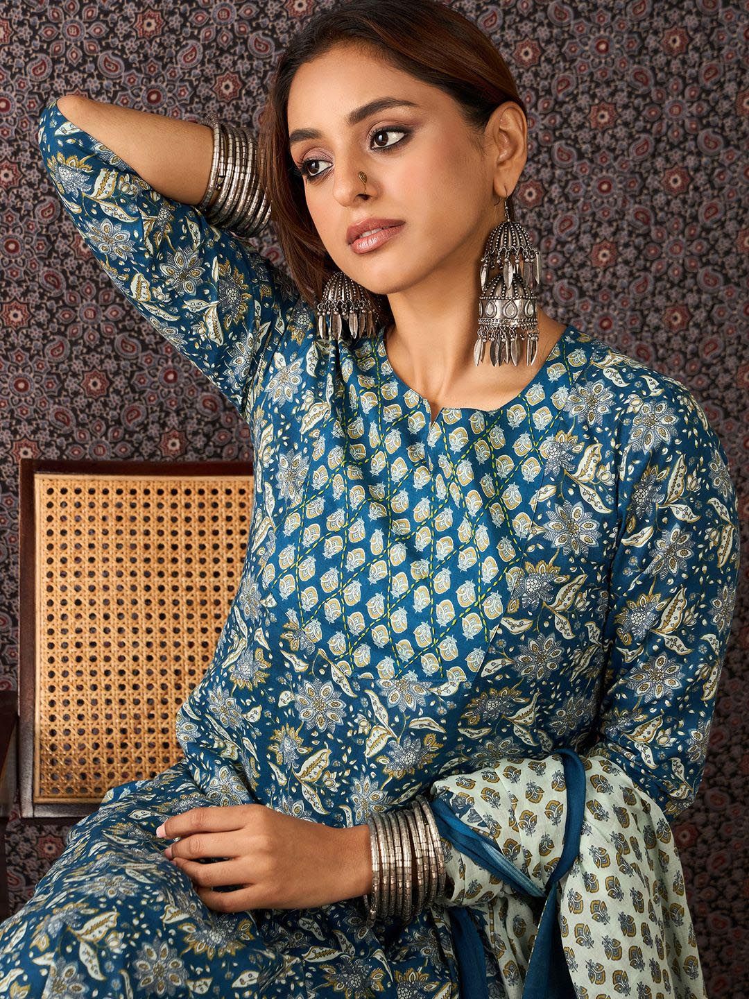 Floral Printed Pure Cotton Straight Kurta Trousers With Dupatta