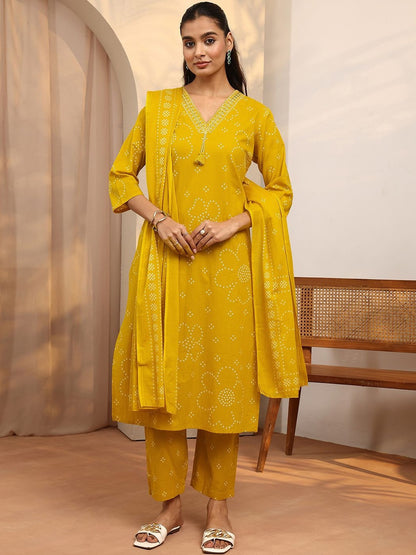 Women Ethnic Motifs Printed Regular Mirror Work Kurta with Trousers & With Dupatta