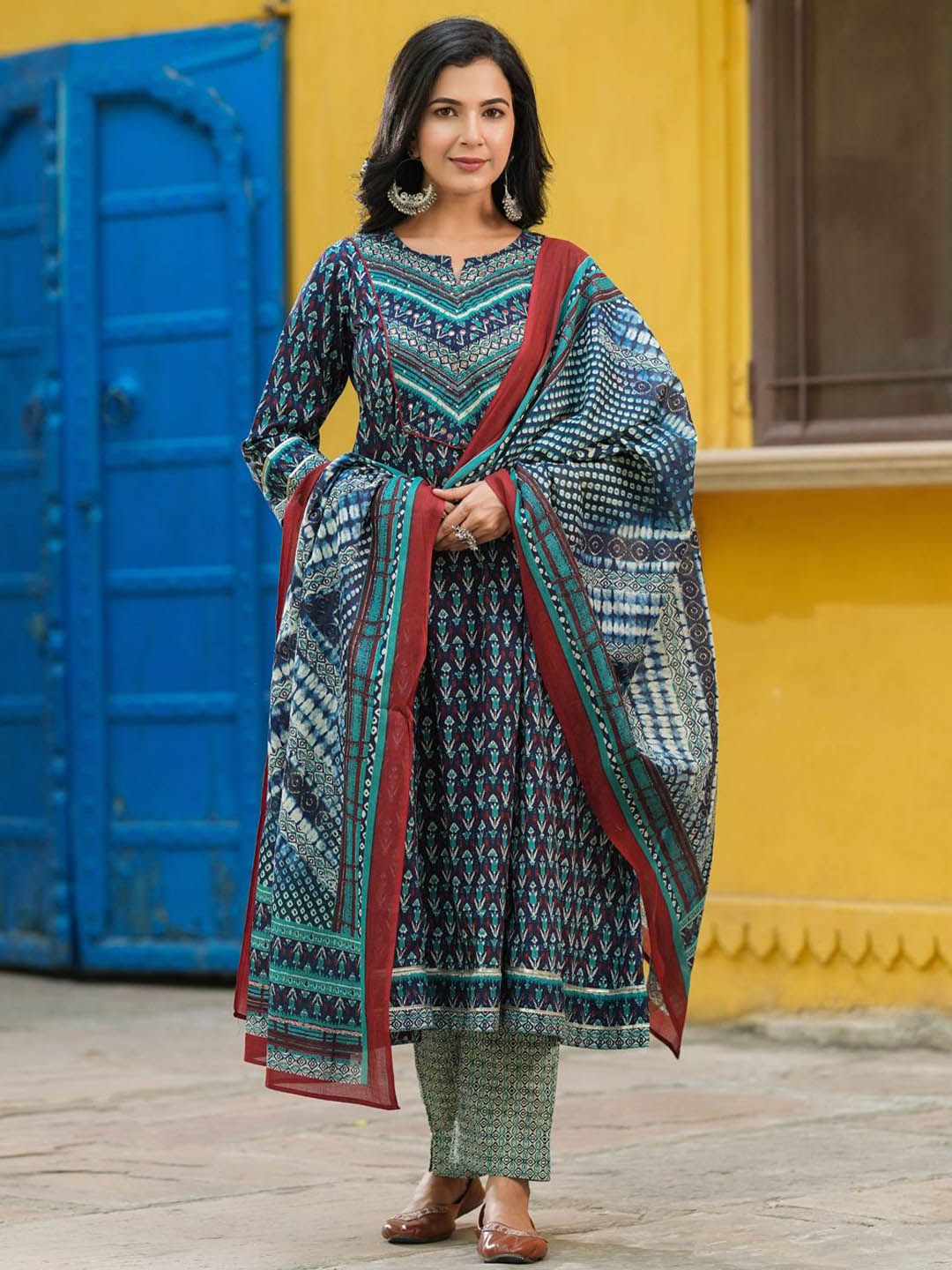 Dhiyona RR Women's Ethnic Motifs Printed Pure Cotton Kurta with Trousers & Dupatta