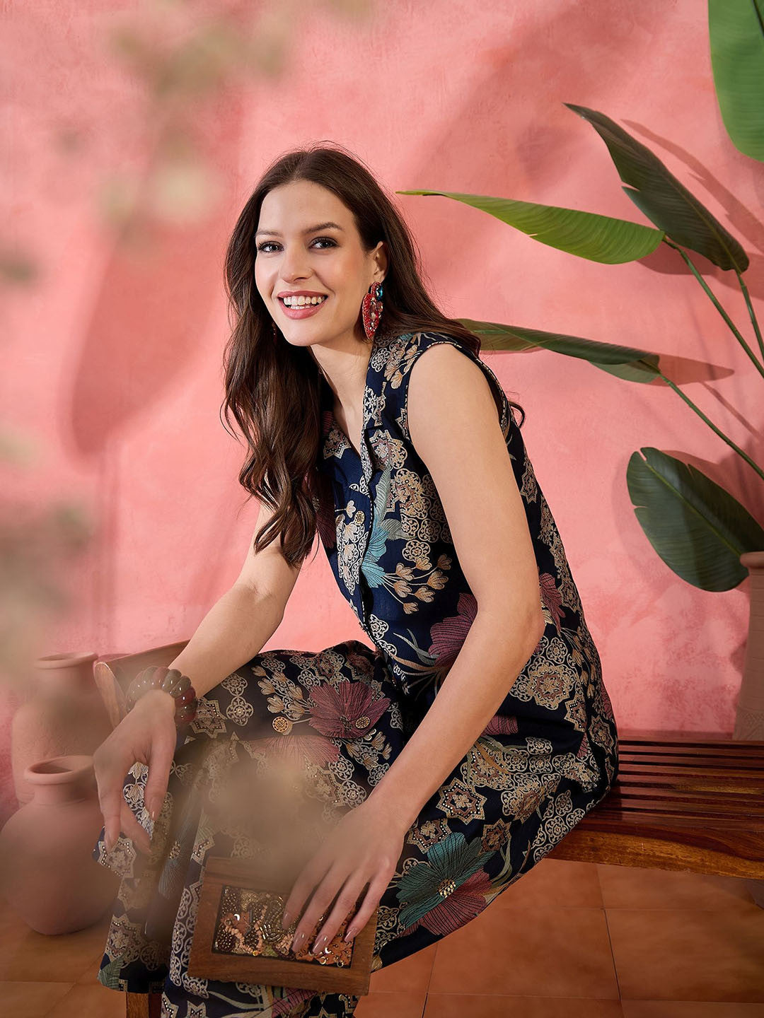 Floral Printed Kurta With Trousers