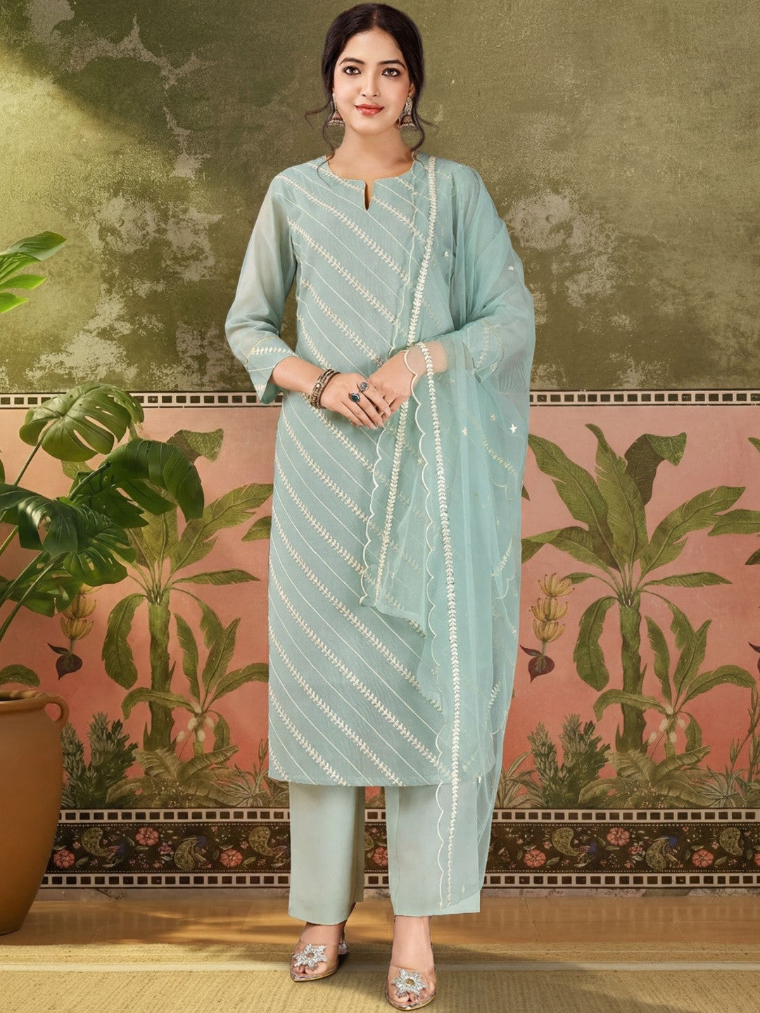 Striped Round Neck Kurta & Trousers With Dupatta