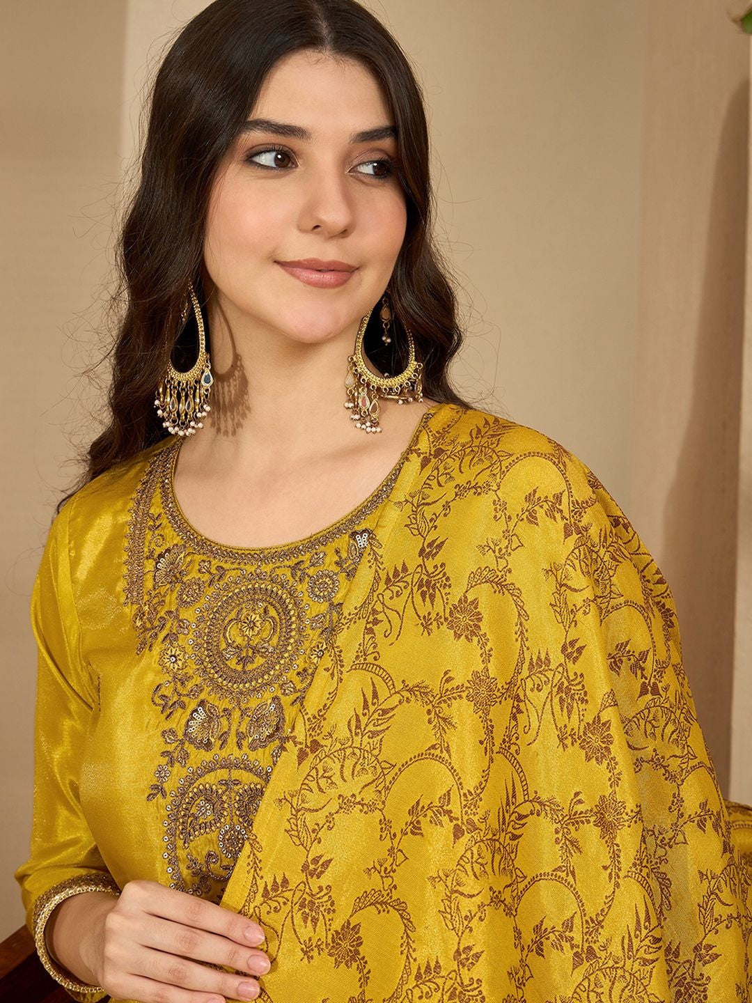 Zari Sequence Thread Embroidered Kurta With Trousers & Dupatta