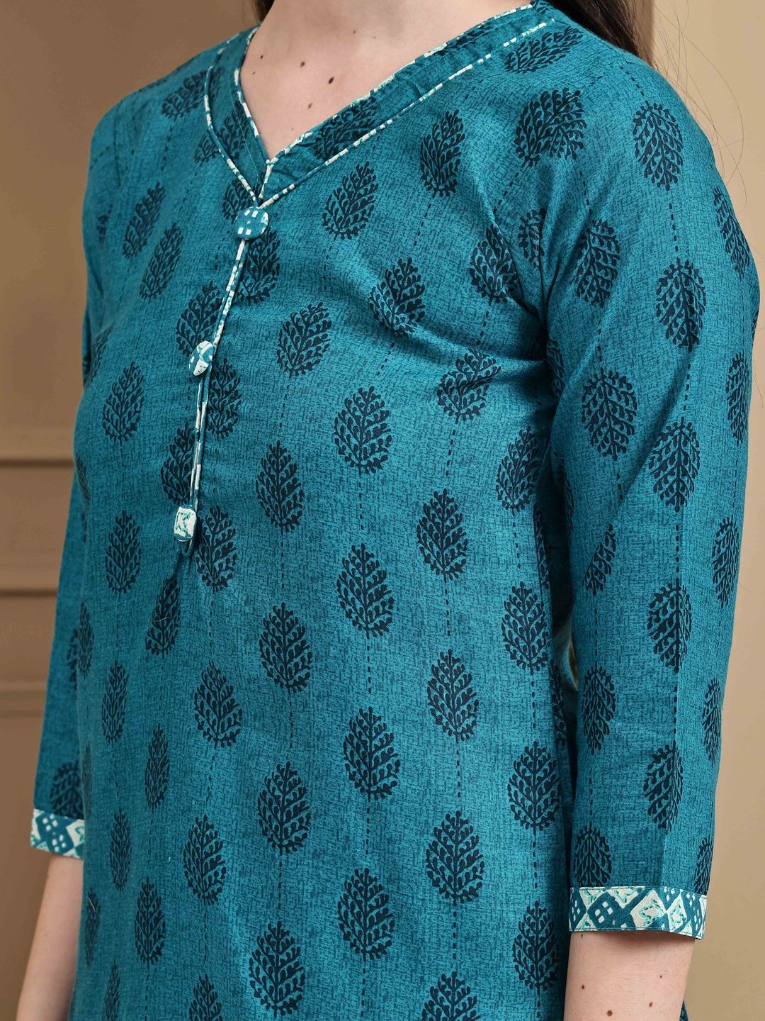 Dhiyona KL Women Printed Cotton Blend Kurta Sets With Dupatta
