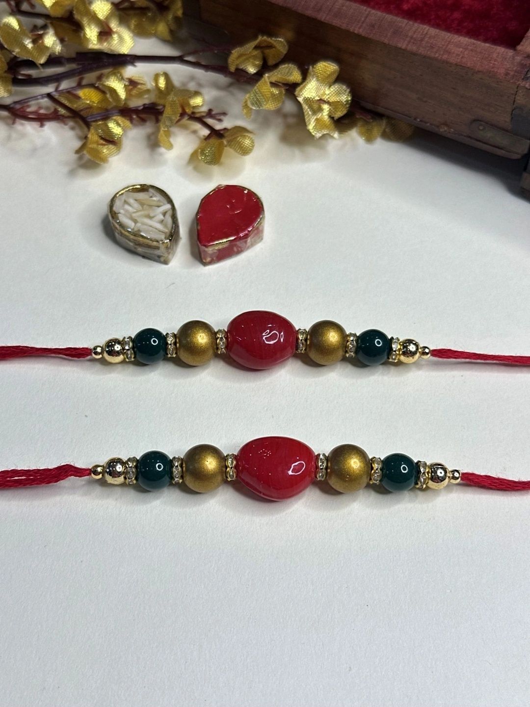 Dhiyona Rakhi