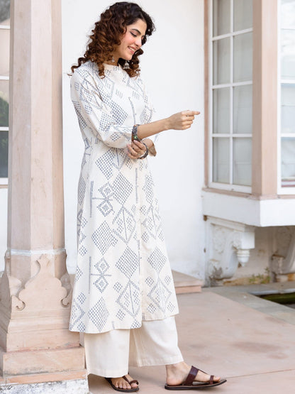 Printed Mandarin Collar Kurta & Palazzos Kurta Sets